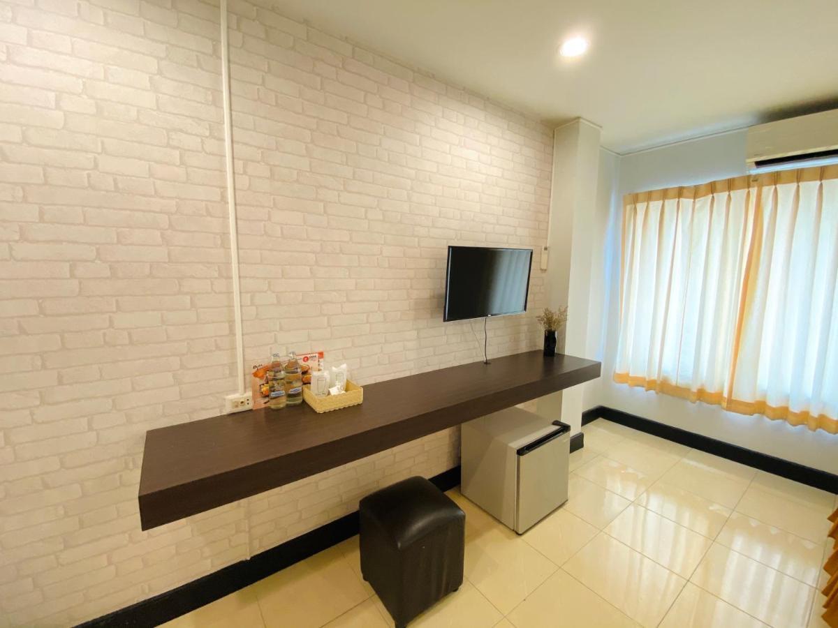 Polkadot Hostel พิษณุโลก ภายนอก รูปภาพ